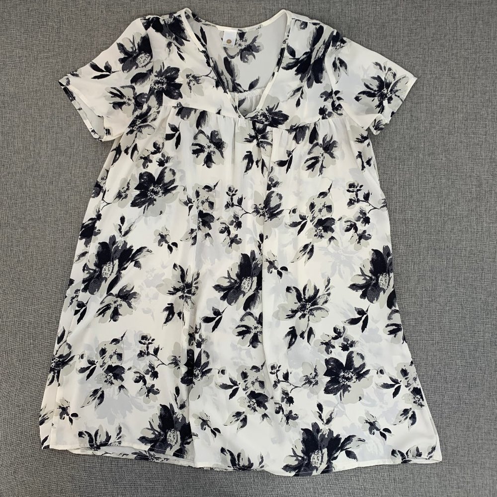 Rokoko Floral Flowy Chiffon Dress Relaxed Fit Small Polyester Short Sleeve Vneck